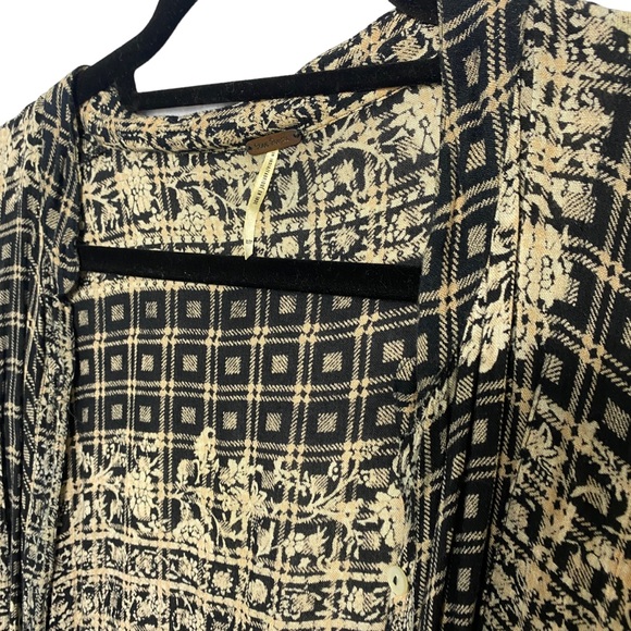 Free People Plaid Floral Caravan Top - Picture 7 of 11